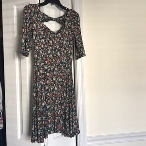 Floral peak-a-boo back dress